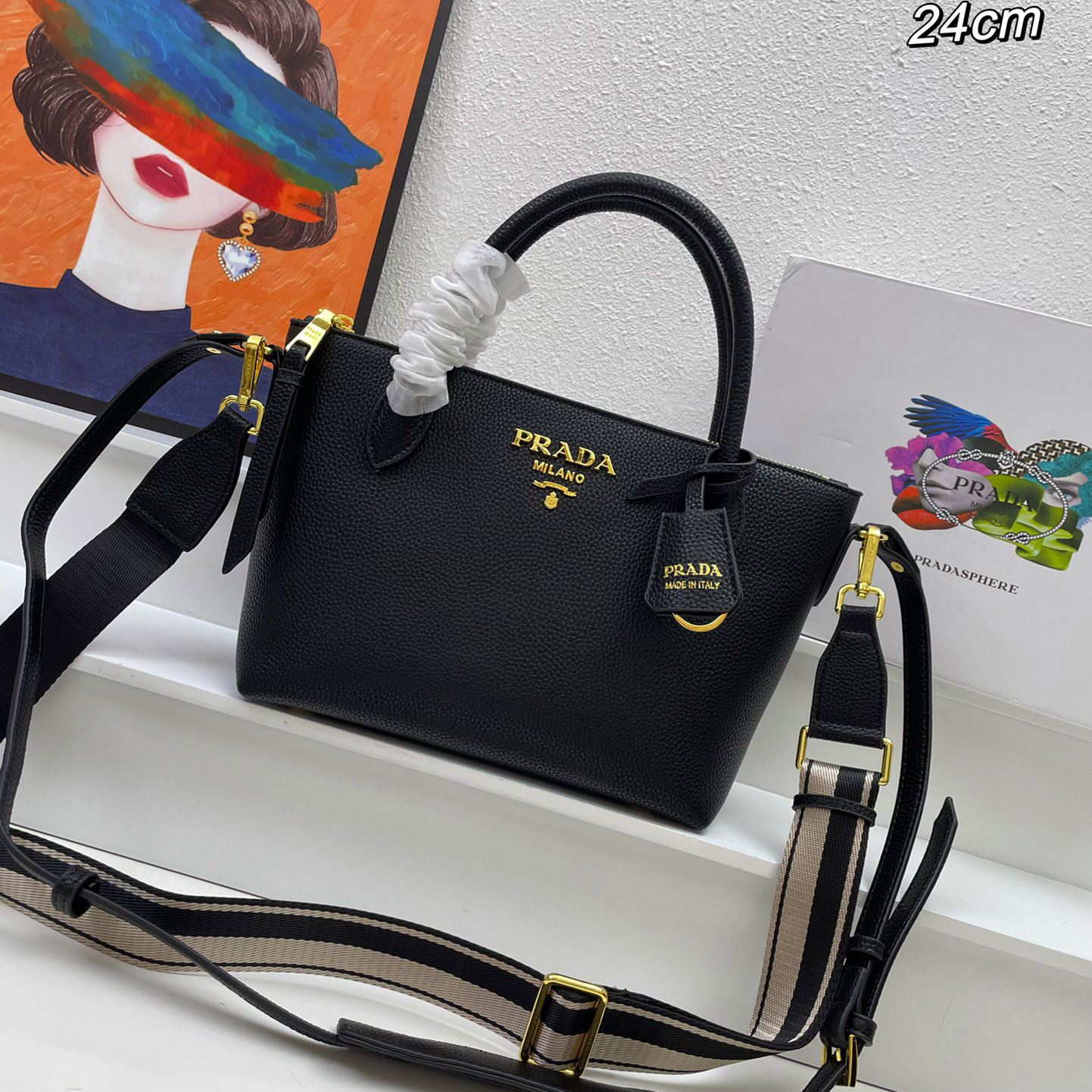Pra*a shopping bags